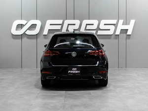 Хетчбэк Volkswagen Golf 2019 года, 1999000 рублей, Тюмень