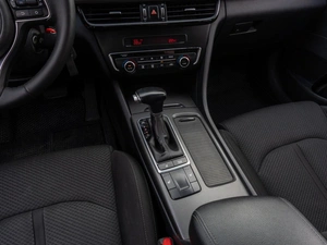 Седан Kia Optima 2017 года, 1499000 рублей, Саратов