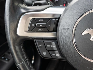 Купе Ford Mustang 2018 года, 2980000 рублей, Краснодар