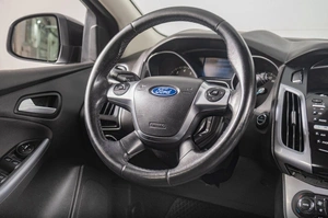 Хетчбэк Ford Focus 2012 года, 1049000 рублей, Томск
