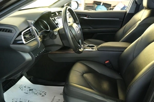 Седан Toyota Camry 2018 года, 2889000 рублей, Омск