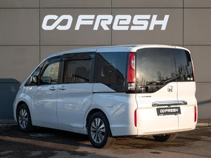 Минивэн Honda Stepwgn 2016 года, 1900000 рублей, Краснодар