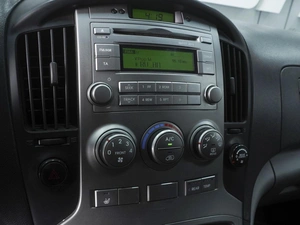 Минивэн Hyundai H-1 2015 года, 1980000 рублей, Ростов-на-Дону