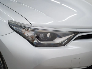 Хетчбэк Toyota Auris 2015 года, 1330000 рублей, Красноярск