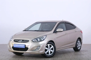 Седан Hyundai Solaris 2011 года, 879000 рублей, Омск