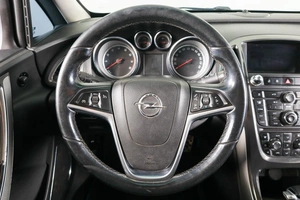 Хетчбэк Opel Astra 2011 года, 769000 рублей, Пермь