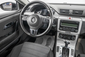Седан Volkswagen Passat CC 2010 года, 999000 рублей, Барнаул