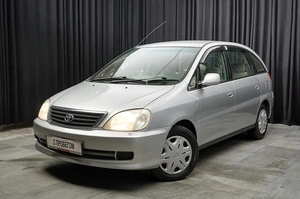 Минивэн Toyota Nadia 2002 года, 597000 рублей, Красноярск