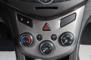 Седан Chevrolet Aveo 2013 года, 689000 рублей, Челябинск
