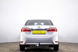Седан Toyota Corolla 2014 года, 1599000 рублей, Пермь