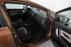 Хэтчбек Kia Ceed 2016 года, 1000000 рублей, Брянск