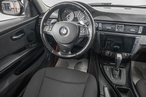 Седан BMW 3 серия 2010 года, 1049000 рублей, Барнаул