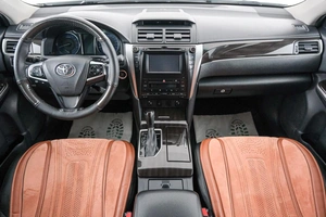 Седан Toyota Camry 2016 года, 1899000 рублей, Красноярск