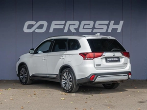 Внедорожник Mitsubishi Outlander 2019 года, 1755000 рублей, Краснодар
