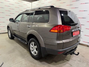 Внедорожник Mitsubishi Pajero 2011 года, 1440000 рублей, Красноярск