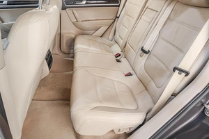 Внедорожник Volkswagen Touareg 2011 года, 1459000 рублей, Челябинск