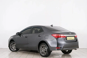 Седан Toyota Corolla 2018 года, 1749000 рублей, Красноярск