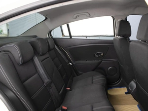 Седан Renault Fluence 2013 года, 710000 рублей, Омск