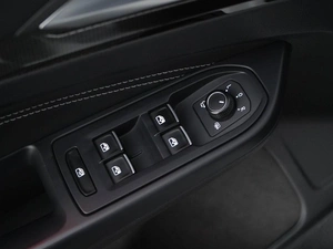Хетчбэк Volkswagen Golf 2021 года, 2799444 рублей, Москва