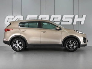 Внедорожник Kia Sportage 2018 года, 2299000 рублей, Красный Пахарь