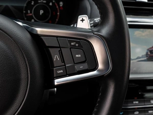 Внедорожник Jaguar F-Pace 2019 года, 3695000 рублей, Краснодар