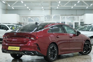 Седан Kia K5 2020 года, 2899000 рублей, Омск