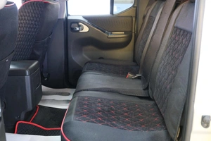 Пикап Nissan Navara 2010 года, 1399000 рублей, Омск