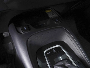 Седан Toyota Corolla 2021 года, 1900000 рублей, Ростов-на-Дону