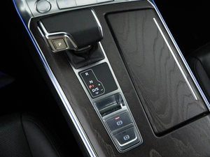 Седан Audi A6 2020 года, 3937444 рублей, Москва
