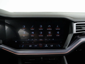 Внедорожник Volkswagen Touareg 2019 года, 8843055 рублей, Москва