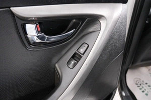 Седан Hyundai Avante 2011 года, 1199000 рублей, Красноярск