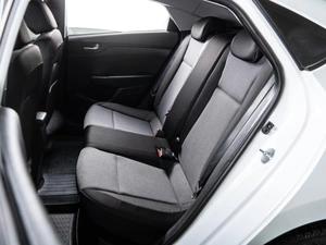 Седан Hyundai Solaris 2018 года, 1315000 рублей, Волгоград