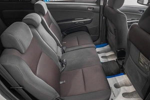 Минивэн Toyota Wish 2004 года, 989000 рублей, Барнаул