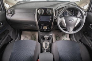 Хетчбэк Nissan Note 2016 года, 1049000 рублей, Томск