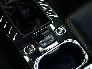 Внедорожник FAW Bestune T77 2022 года, 1399000 рублей, Красноярск