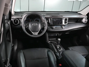 Внедорожник Toyota RAV4 2018 года, 2949000 рублей, Ростов-на-Дону