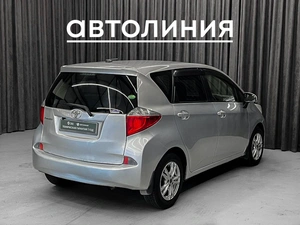 Хетчбэк Toyota Ractis 2012 года, 849000 рублей, Красноярск