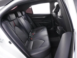 Седан Toyota Camry 2021 года, 3199658 рублей, Москва