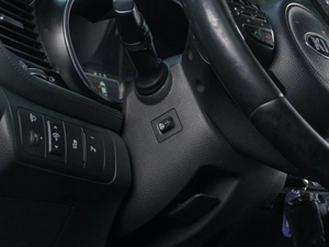 Седан Kia Optima 2014 года, 1590000 рублей, Сургут