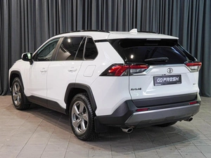 Внедорожник Toyota RAV4 2020 года, 3200000 рублей, Волгоград