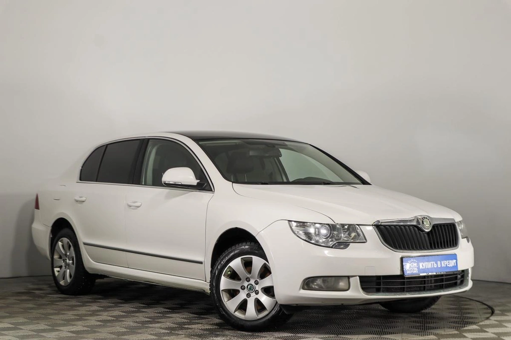 Лифтбек Skoda Superb 2012 года, 1129000 рублей, Пермь