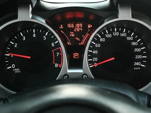 Внедорожник Nissan Juke 2011 года, 1064000 рублей, Кирилловка