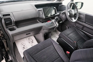 Минивэн Honda Stepwgn 2010 года, 1289000 рублей, Красноярск