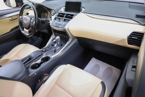 Внедорожник Lexus NX 2015 года, 2999000 рублей, Новосибирск