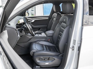 Внедорожник Volkswagen Touareg 2019 года, 5300000 рублей, Краснодар