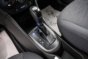 Хетчбэк Hyundai Solaris 2015 года, 999000 рублей, Красноярск