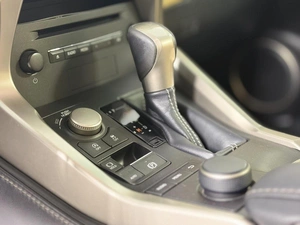Внедорожник Lexus NX 2016 года, 2998900 рублей, Казань