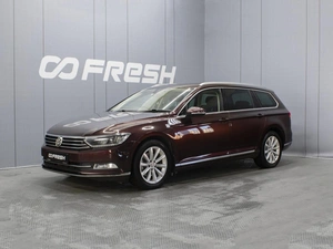 Универсал Volkswagen Passat 2017 года, 1700000 рублей, Омск