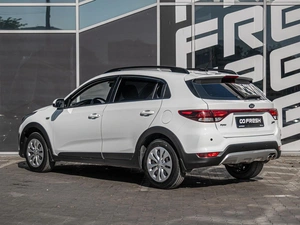 Хетчбэк Kia Rio X-Line 2018 года, 1480000 рублей, Краснодар