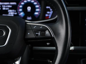 Внедорожник Audi Q3 2019 года, 2949050 рублей, Москва